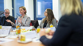 Eindrücke vom Besuch von Bundesinnenministerin Nancy Faeser bei der starken Stelle